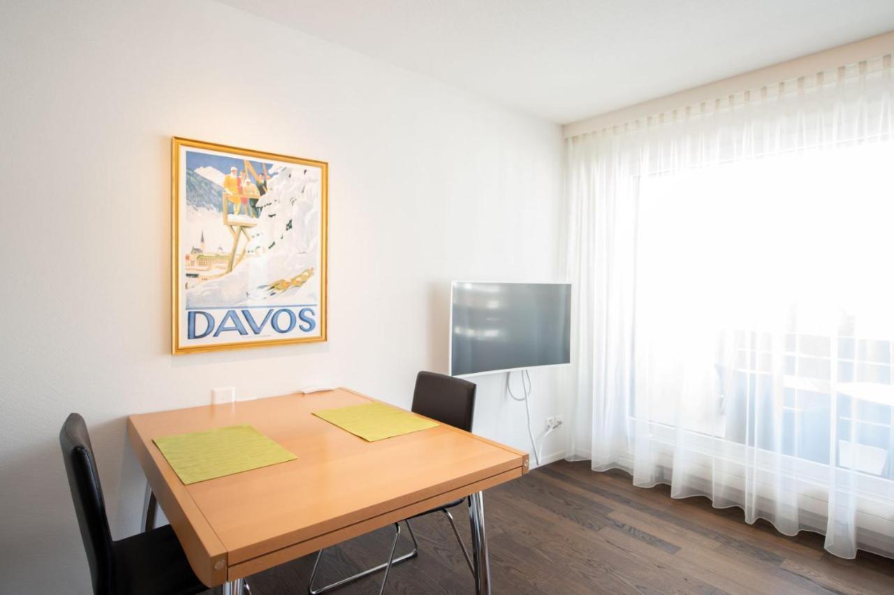 Ferienwohnungen, Carlton Am Park, Davos Platz Экстерьер фото